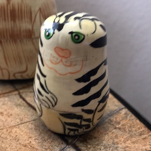 Vintage Wood Nesting Cat/Kitten Decor - Picture 3 of 12